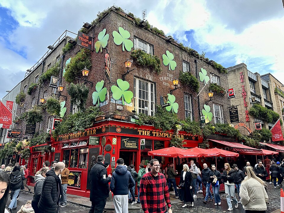The_Temple_Bar,_Dublin,_Ireland